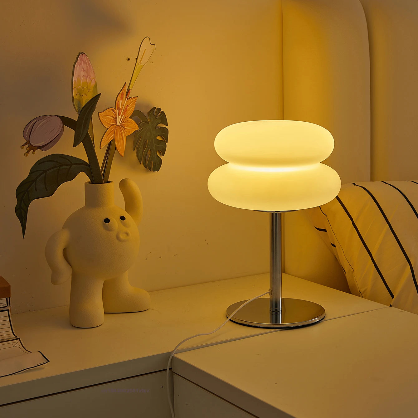Cloud Glow bedside lamp